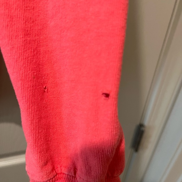 Phi Sigma Sigma Spirit Jersey w/ Crest - Picture 2 of 3